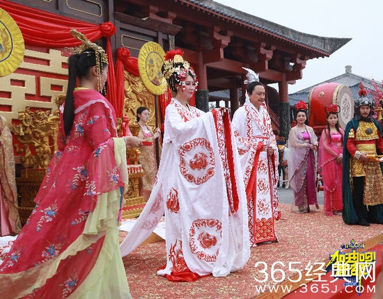 《加油吧新郎》明星创意婚礼袭来清新风