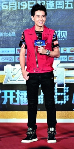 林志颖拒绝炫腹