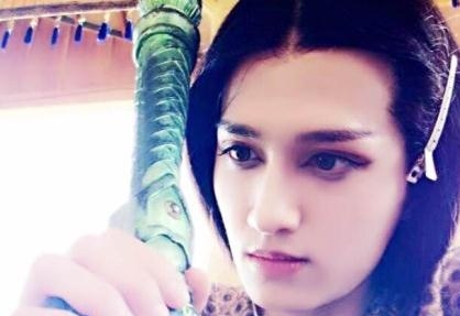 《花千骨》花阡陌的手指有什么用？为什么会断了再长出来？