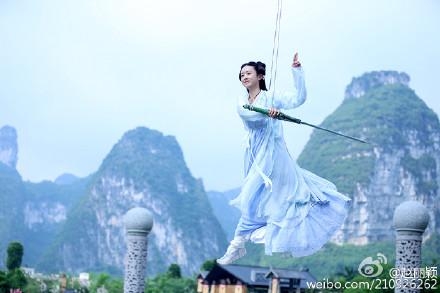 花千骨电视剧：霓漫天大战花千骨 小骨终入长留白子画门下