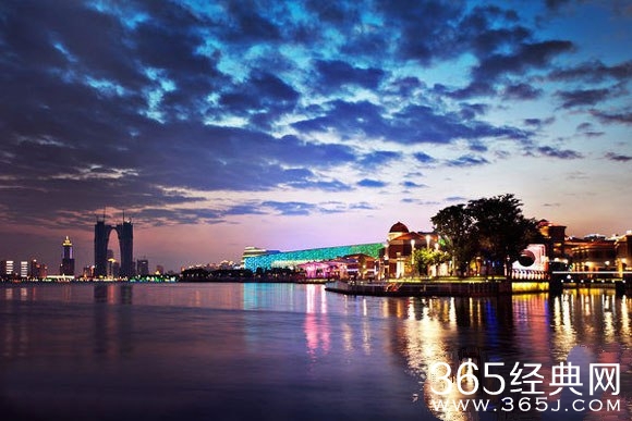 《两生花》红色的鸟在哪里找到的？