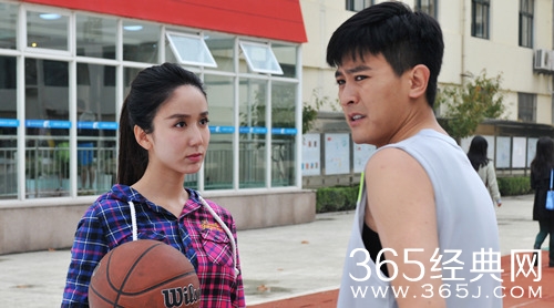 杨铮搭档刘恺威娄艺潇。