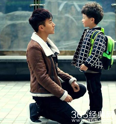 《两生花》中张帆是在第几集中遭受车祸的？