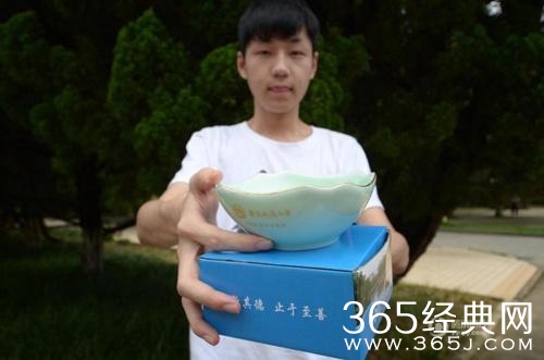 经典哥：看我的挤奶龙爪手2015.06.25