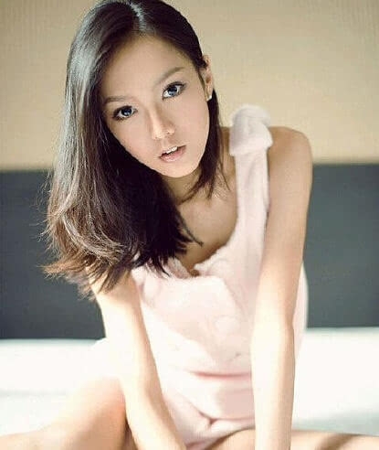 王思聪的11任前女友全都长得一样一样的