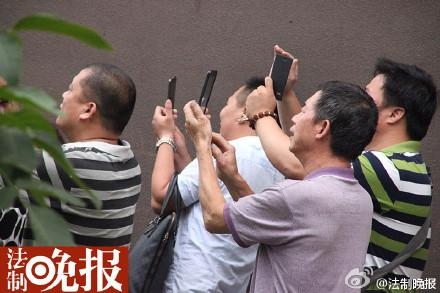 经典哥：看我的挤奶龙爪手2015.06.25