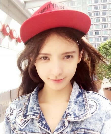 王思聪的11任前女友全都长得一样一样的