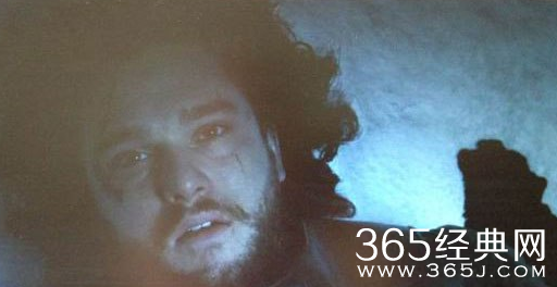 《冰与火之歌》第五季为什么要杀琼恩？