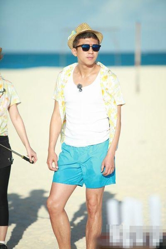 《跑男》塞班岛特辑 泳装沙滩大秀好身材