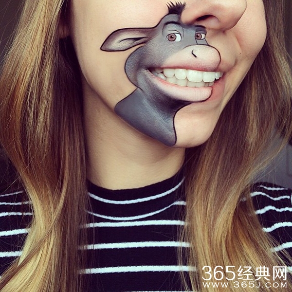 艺术家嘴唇上创作卡通人物惟妙惟肖