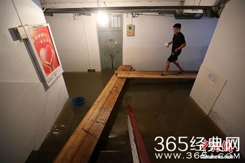 经典哥：起来一起看大海！2015.06.29