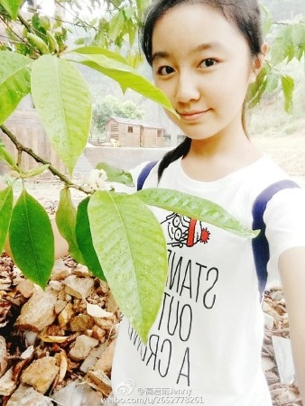 点读机女孩被爆没过本科线 我的学习很担心