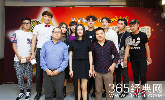 尚雯婕唱响毕业季 金罐加多宝成毕业祝福礼