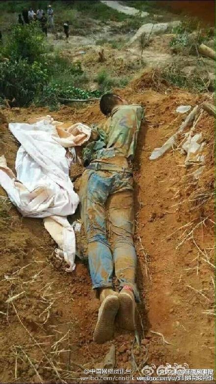 镇长凶残赛鬼子 下令当场碾死人