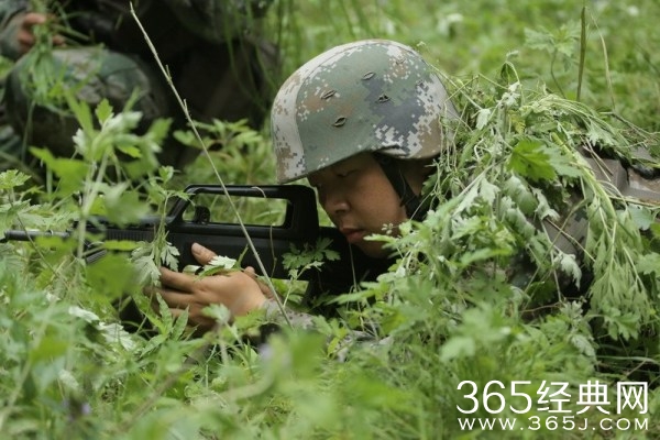 男子汉遭遇最强挑战  牵引横渡张丰毅出师不利？