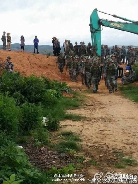 镇长凶残赛鬼子 下令当场碾死人