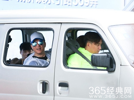 《极限挑战》迎荒岛之旅 孙红雷率众机智求生