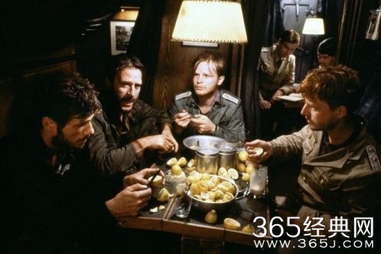 《从海底出击》将翻拍。