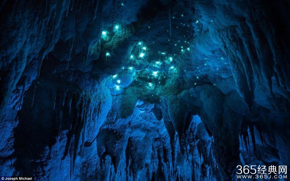 新西兰萤火虫洞穴