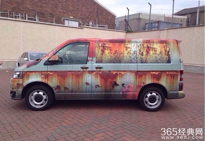 新车伪装成报废车