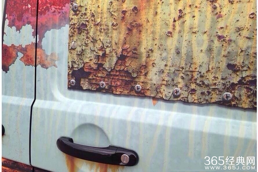 新车伪装成报废车