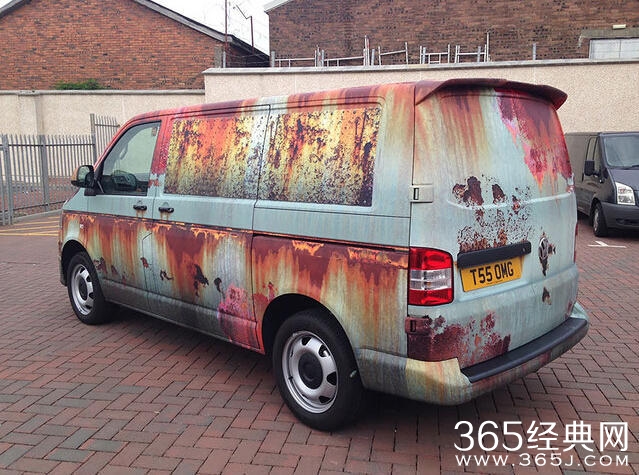 新车伪装成报废车