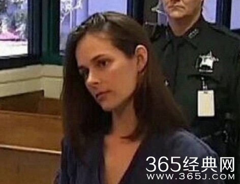 美国女教师诱奸学生