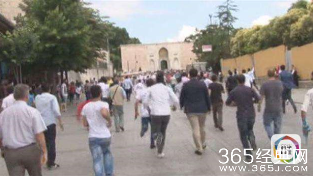 媒体揭秘土耳其为何发生反华游行示威