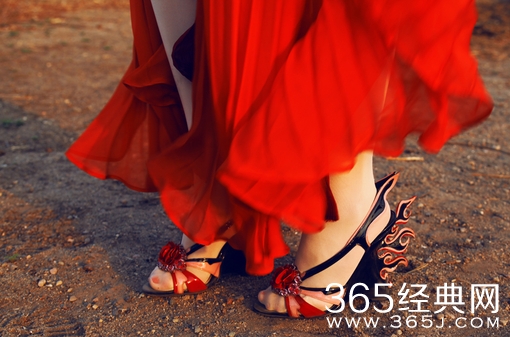 　、张辛苑、辛苑、复古、猎鹰、白驹、野猫、以梦为马、悬崖上的女朋友、sina.com.cn