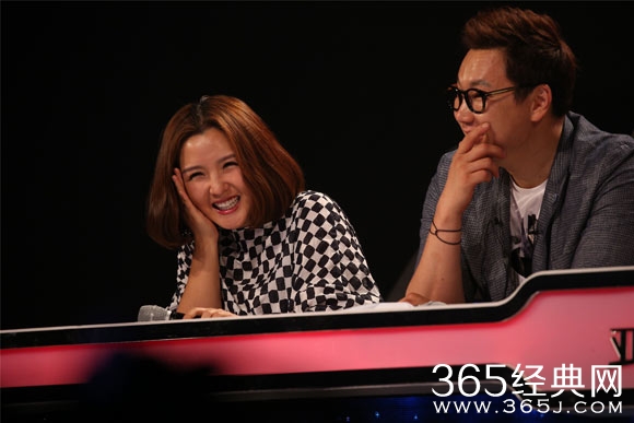 何洁怀二胎 挺大肚跨国录真人秀《星动亚洲》