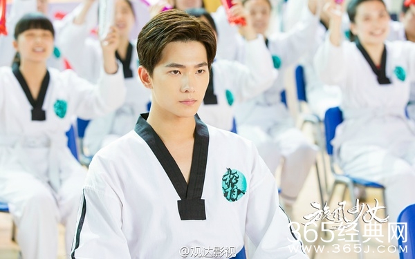 旋风少女若白的结局是什么