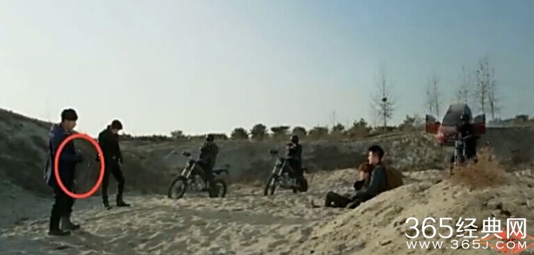 电视剧盗墓笔记穿帮镜头