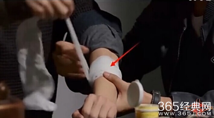 电视剧盗墓笔记穿帮镜头