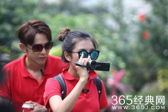 明星暴露浪费通病 汪东城伊一植物园约会