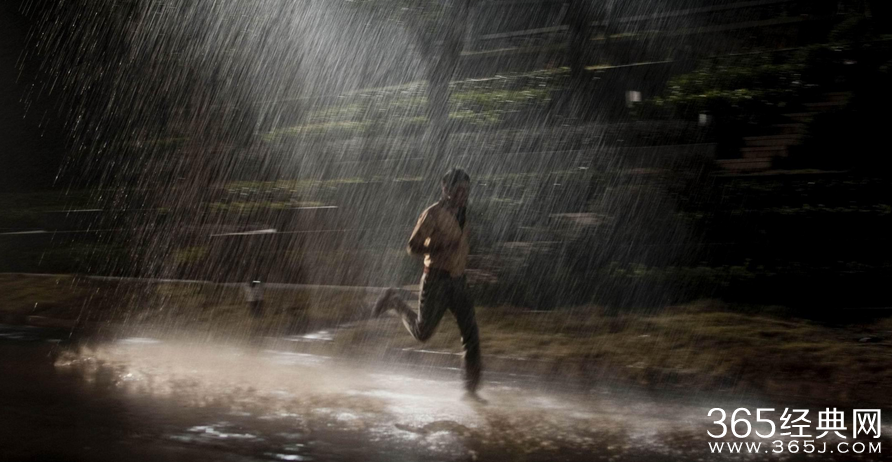 没伞的孩子跑得更快