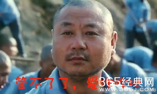 经典哥：喜欢抓住胸部睡觉2015.07.08