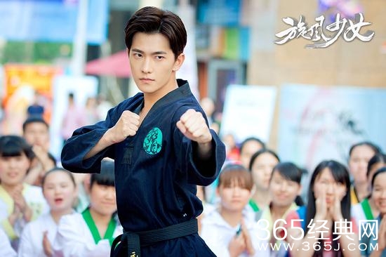 杨洋领衔《旋风少女》氧气若白受追捧