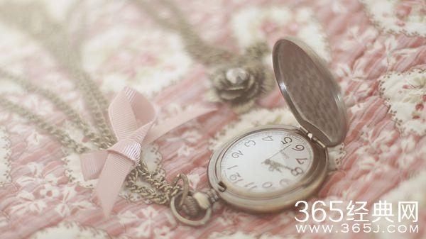 时间，抓起来是黄金，抓不起来是流水。