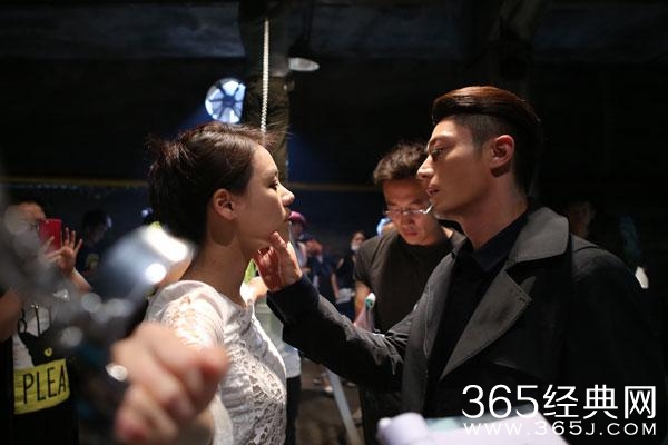 《他来了请闭眼》霍建华吻戏第几集