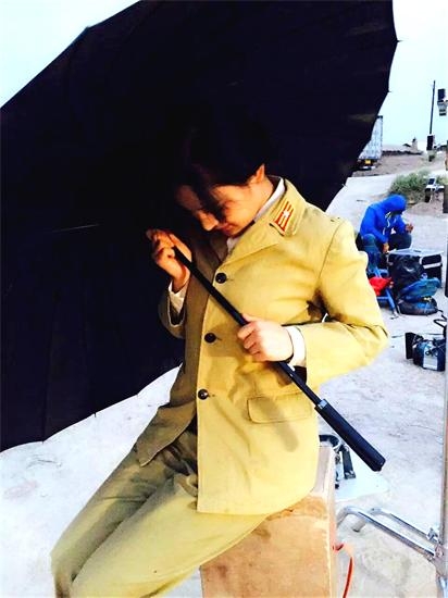 《有一个地方叫马兰》进戈壁 马境挑战高温拍摄