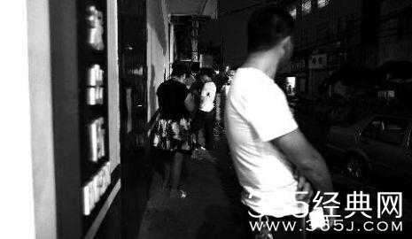 经典哥：看看美美背影提提神！2015.07.16