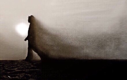 早安心语：有时候，在乎的太多，对自己是一种折磨20150716