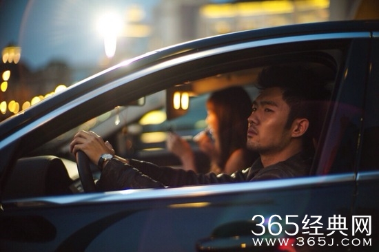 《花千骨》收视不俗 杜哲宇转型成期待