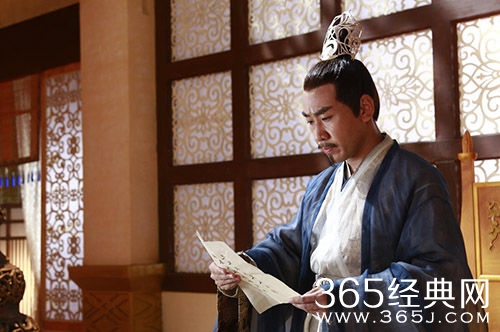 《花千骨》中摩严杀妻弃子怎么没有堕仙？