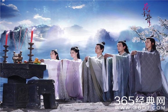 《花千骨》东方为什么不找其他四上仙复仇？