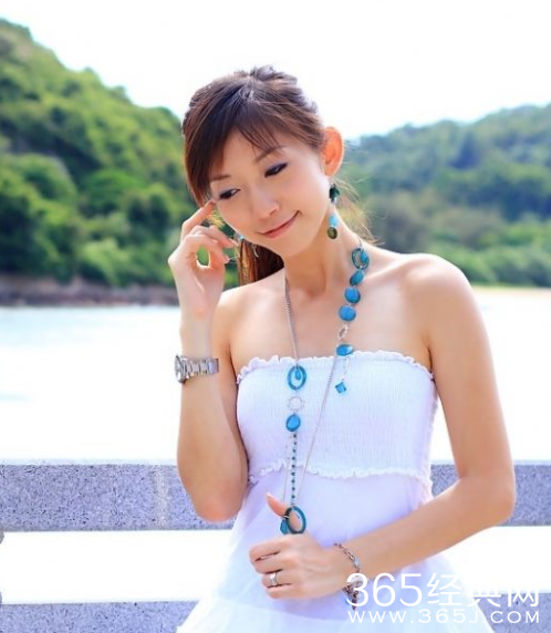 早安心语：好想去见你，然后把你抱住！2015.07.22