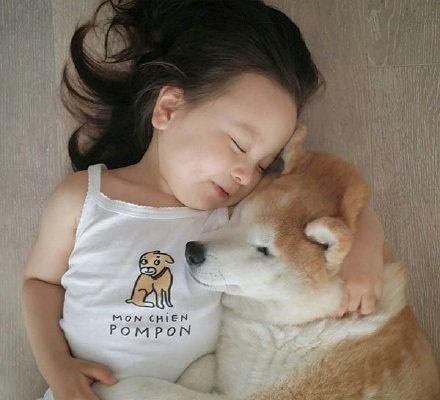 经典哥：看看日本地铁里的妹子！2015.07.22