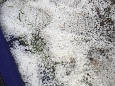 经典哥：看看日本地铁里的妹子！2015.07.22