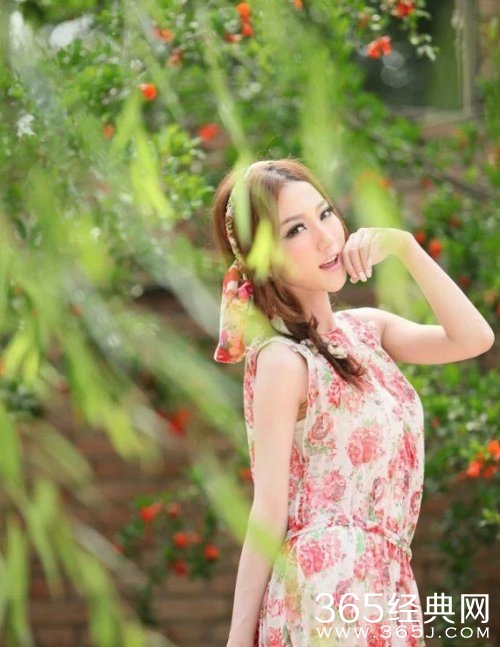 早安心语：好想去见你，然后把你抱住！2015.07.22