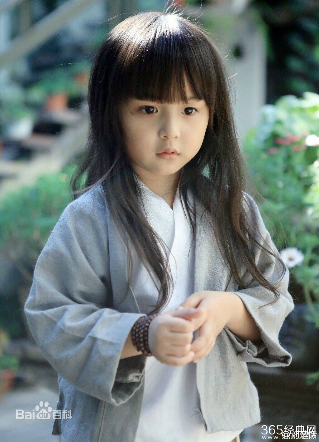 小爸妈莫雨恬是谁演的